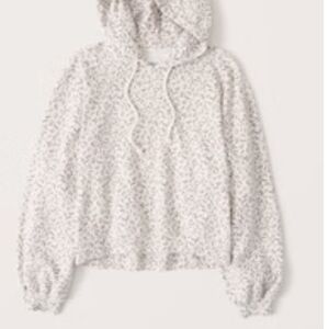 Women's Puff-Sleeve Amimal Print Hoodie With Matching Paperbag Shorts - Cream